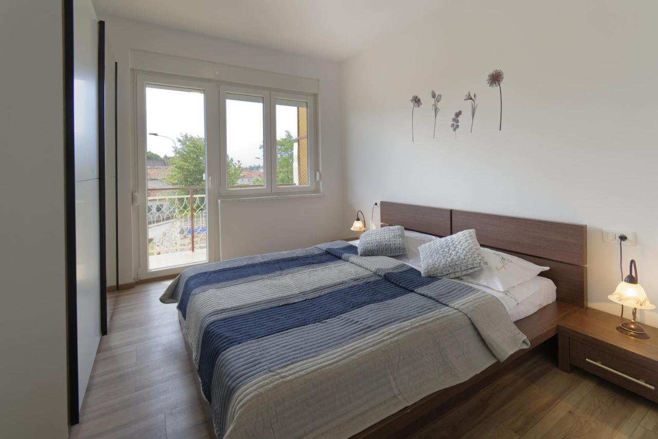 Apartment Patrik By Rent Istria 乌马格 外观 照片