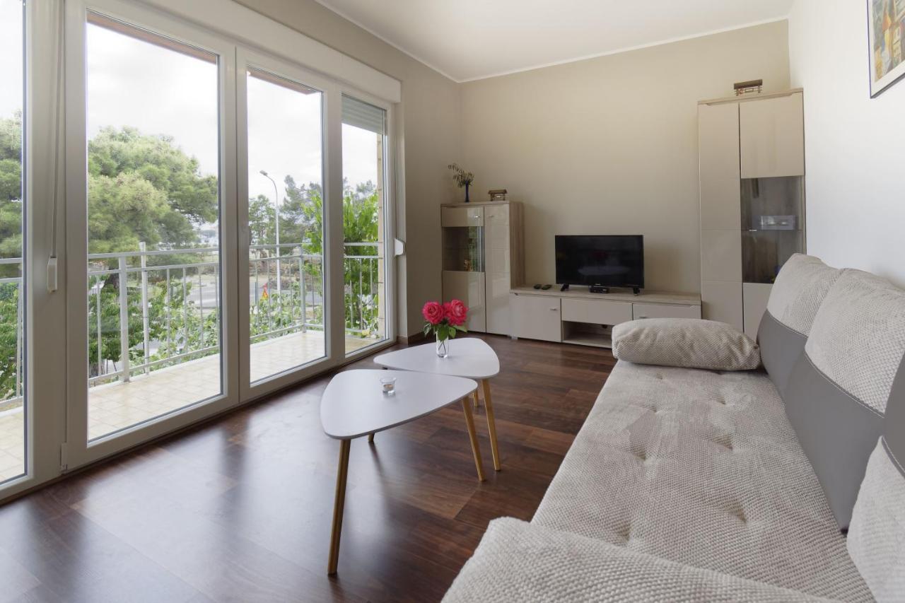 Apartment Patrik By Rent Istria 乌马格 外观 照片